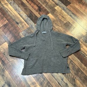 Hooded sweater